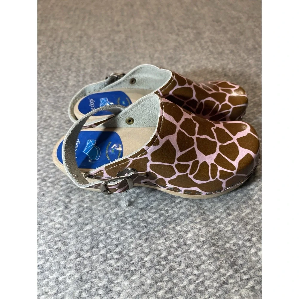 Cape Clogs cape clogs